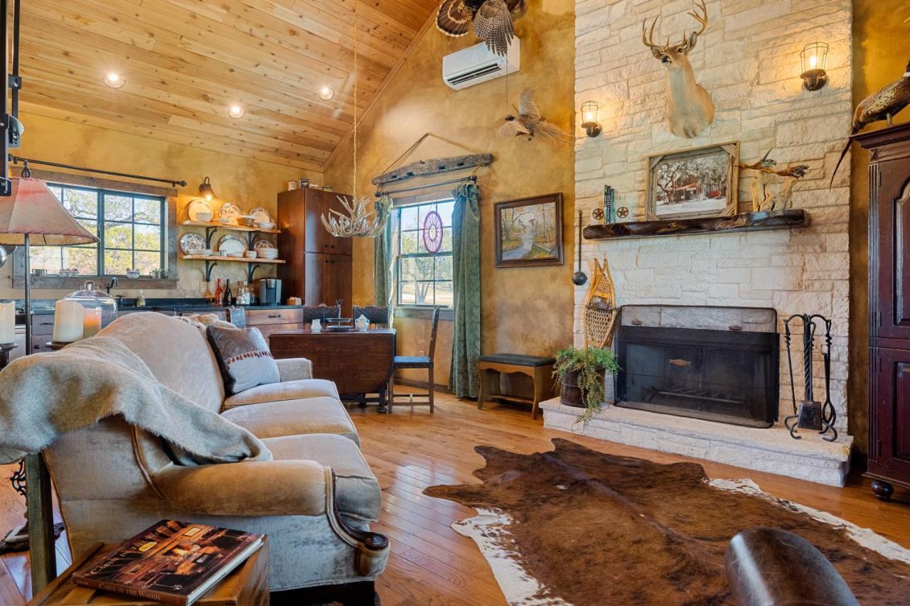 Inn At Sunset Mill Ranch Wimberley Exterior photo